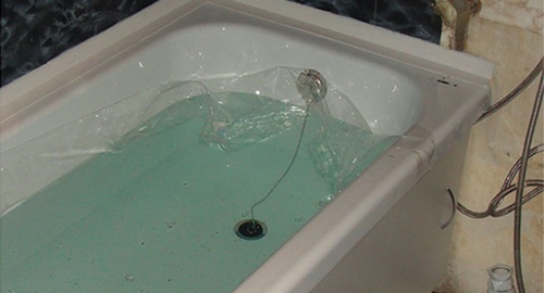 Установкой акрилового вкладыша | Вырица